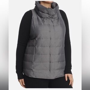 Eileen Fisher Funnel Neck Puffer Vest Ash Gray
Size 1X